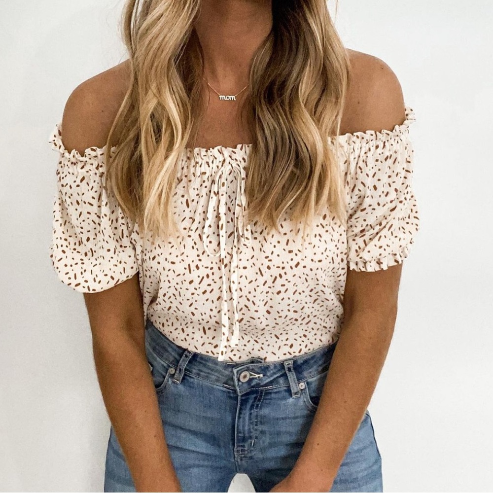 NWT Dottie Couture Cream Printed Off-The-Shoulder Top
